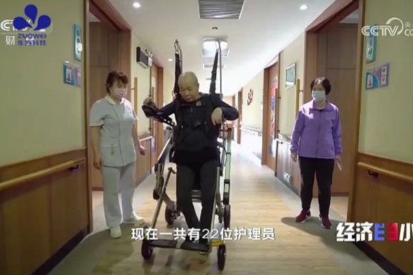 首批养老专业毕业生遭疯抢！养老服务人才“荒”该如何缓解