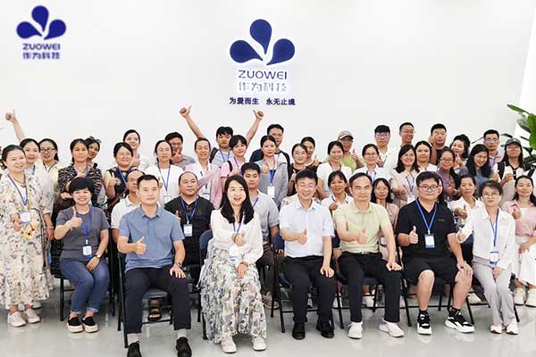 梧州市职业技术学院卫生健康学院领导莅临作为科技，共探产教融合新路径
