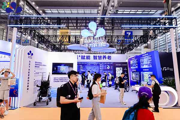 深圳展1.jpg