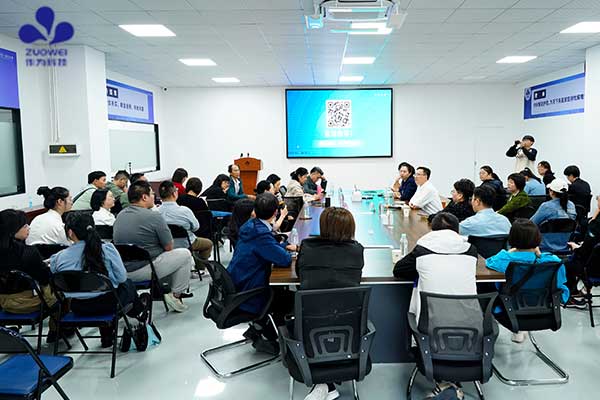 浙江省家政服务业高级经营管理者代表团莅临作为科技，共探AI赋能养老服务新路径